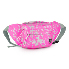 2021 Water Resistant Hip Hop Slim Running Premium Reflective Strap Fanny Pack Light Arrow Waist Bag Running Belt Bag With Logo